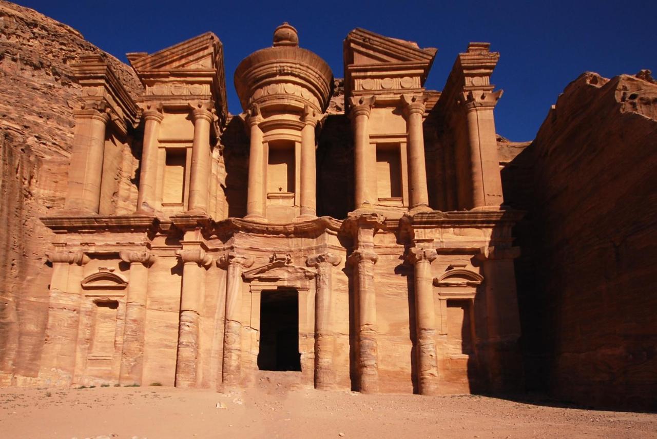 Little Petra Heritage Village وادي موسى المظهر الخارجي الصورة