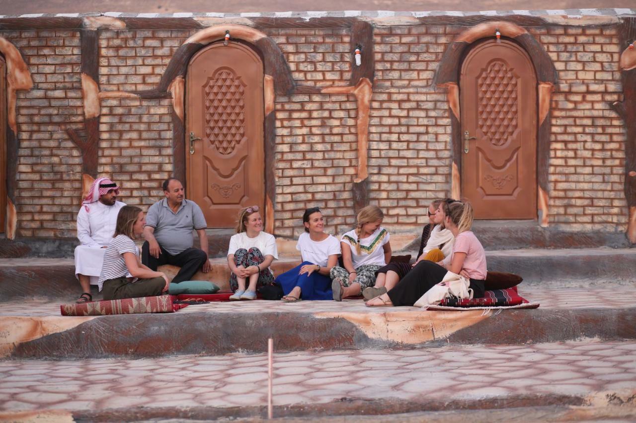 Little Petra Heritage Village وادي موسى المظهر الخارجي الصورة