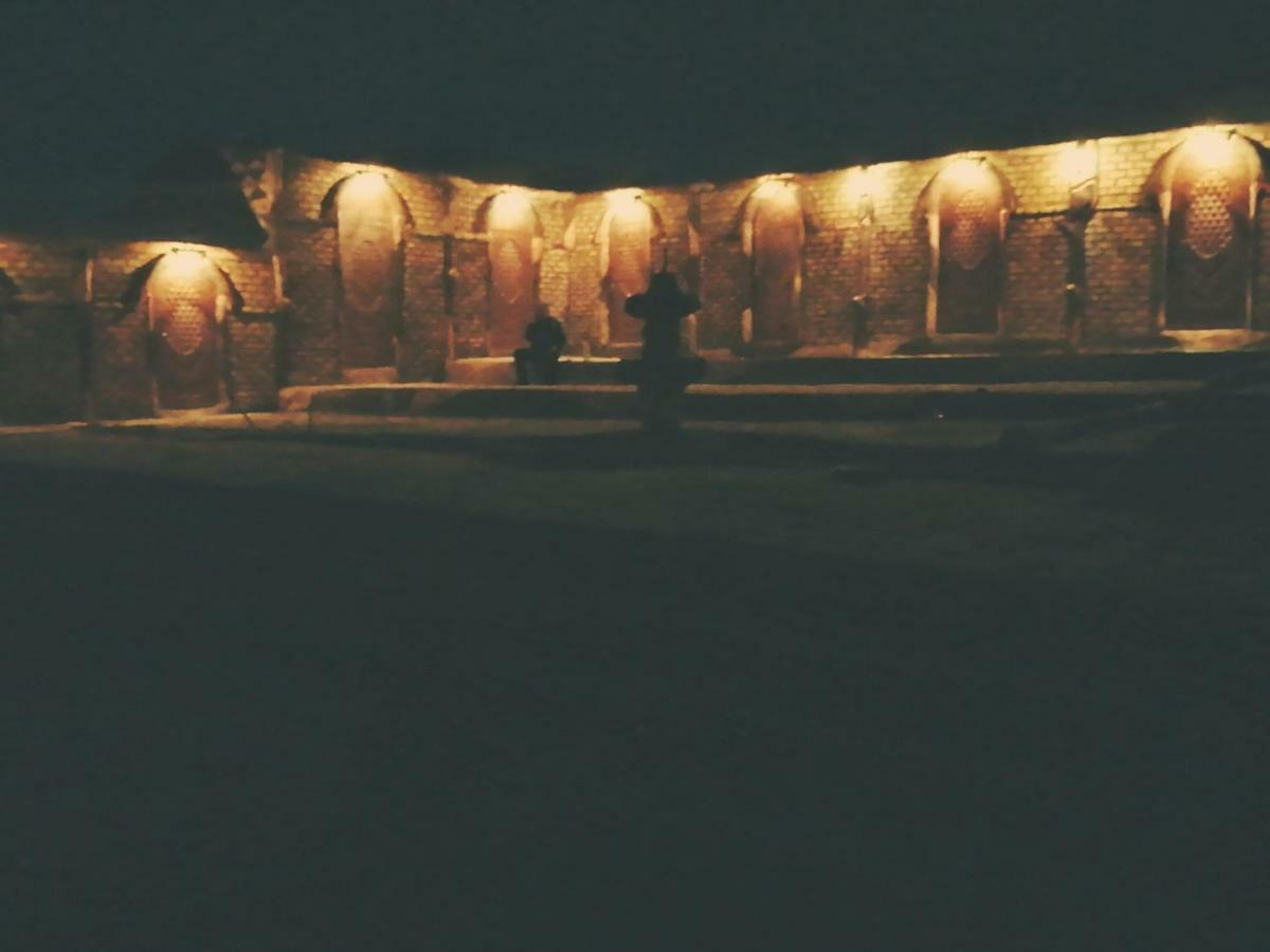 Little Petra Heritage Village وادي موسى المظهر الخارجي الصورة