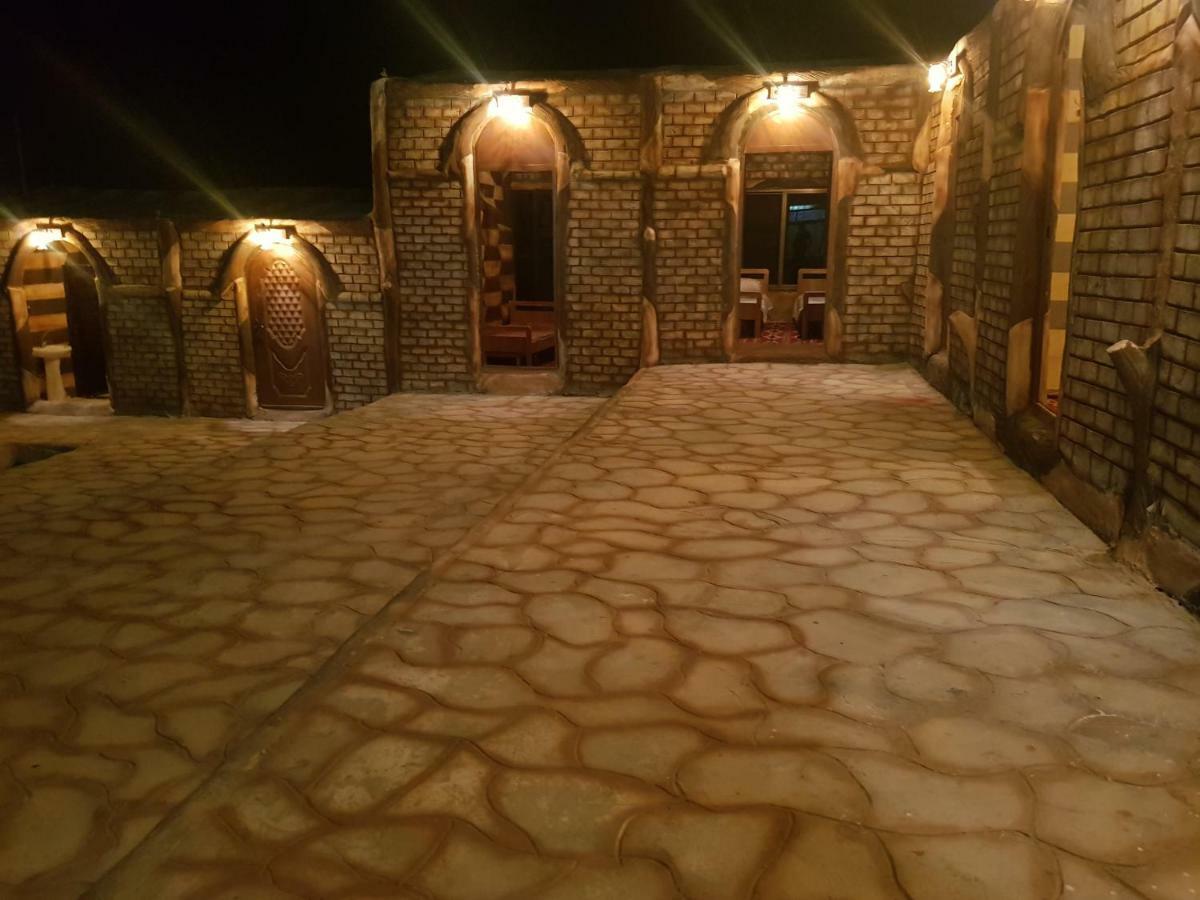 Little Petra Heritage Village وادي موسى المظهر الخارجي الصورة