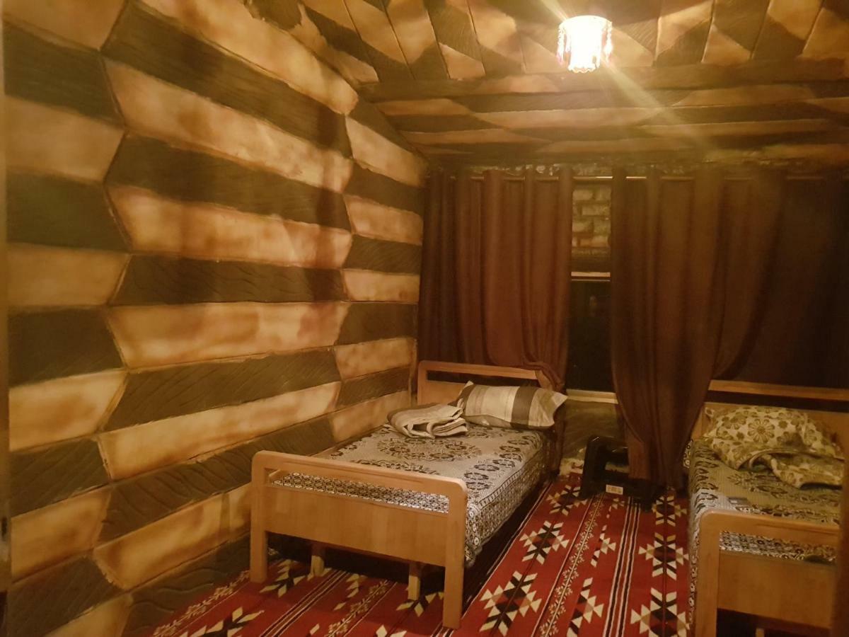 Little Petra Heritage Village وادي موسى المظهر الخارجي الصورة