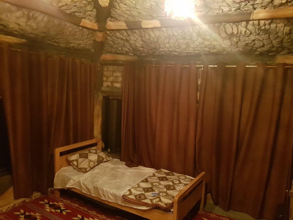 Little Petra Heritage Village وادي موسى المظهر الخارجي الصورة